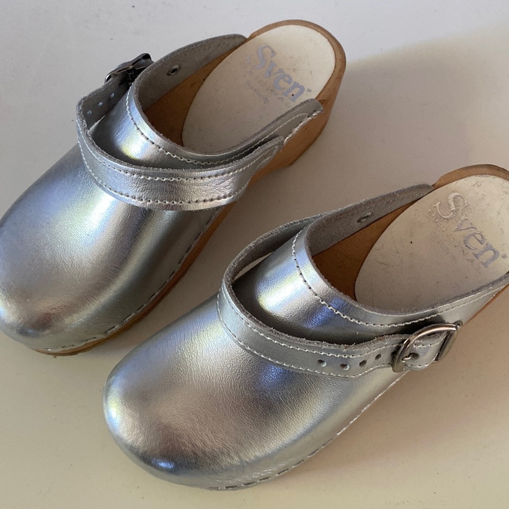 Sven Sling Strap Clogs. Silver. Gently worn.